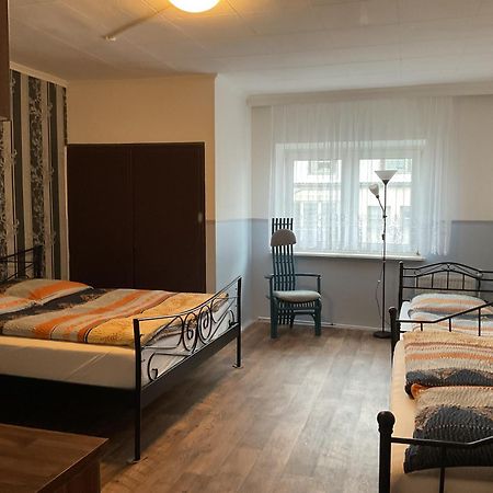 Pension&Hostel Anna - Monteurzimmer ميونيخ المظهر الخارجي الصورة