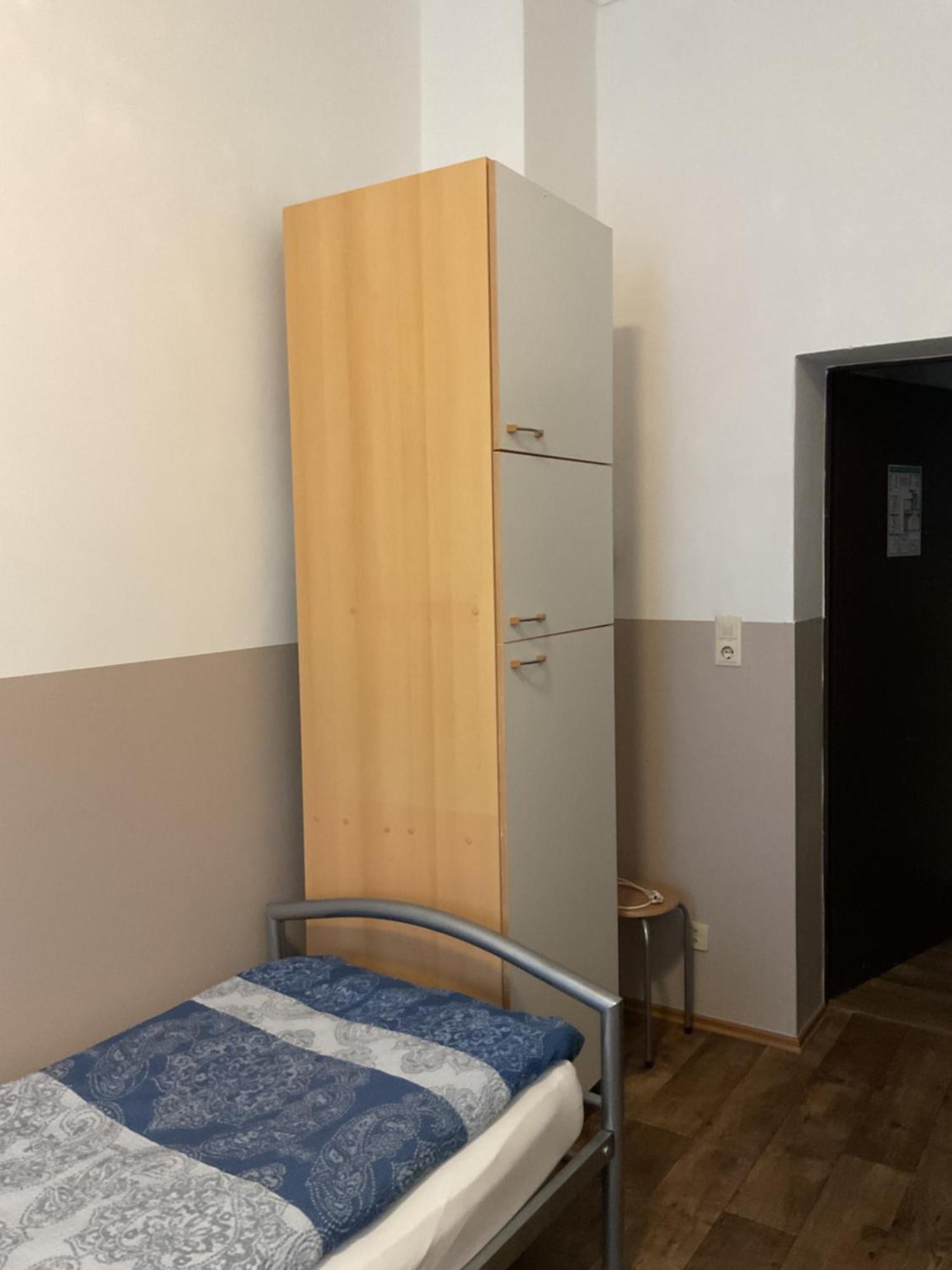 Pension&Hostel Anna - Monteurzimmer ميونيخ المظهر الخارجي الصورة