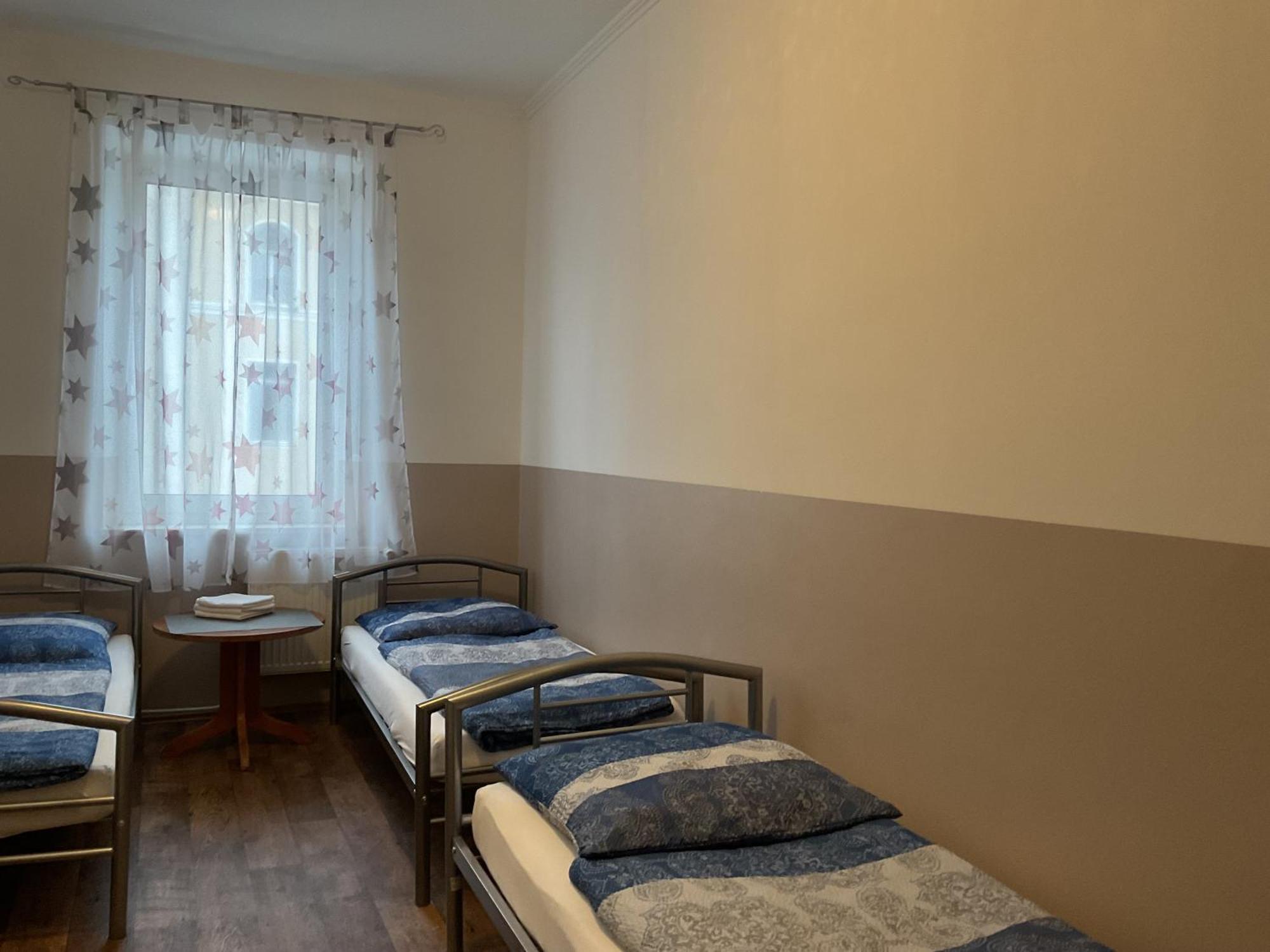 Pension&Hostel Anna - Monteurzimmer ميونيخ المظهر الخارجي الصورة