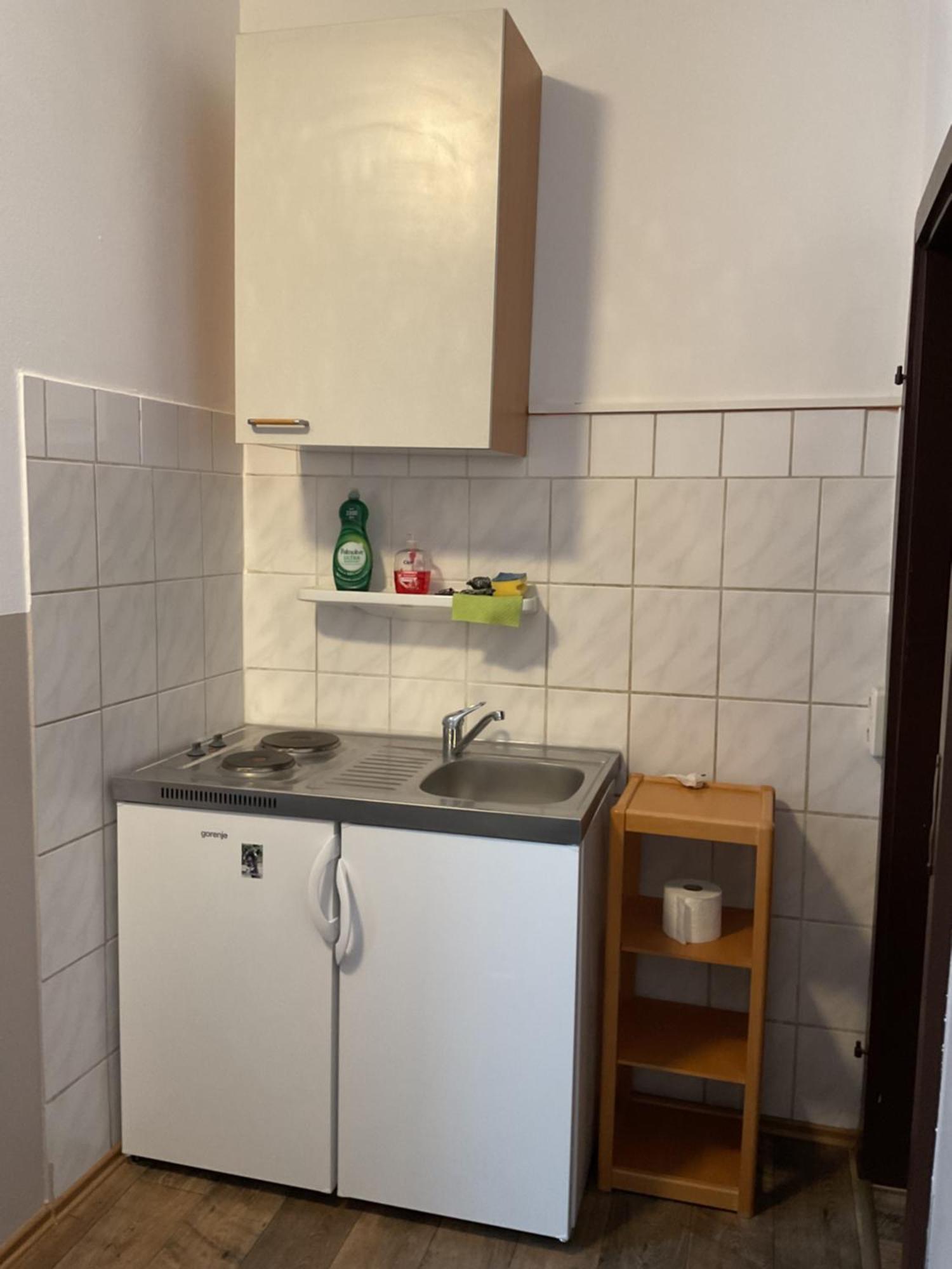 Pension&Hostel Anna - Monteurzimmer ميونيخ المظهر الخارجي الصورة